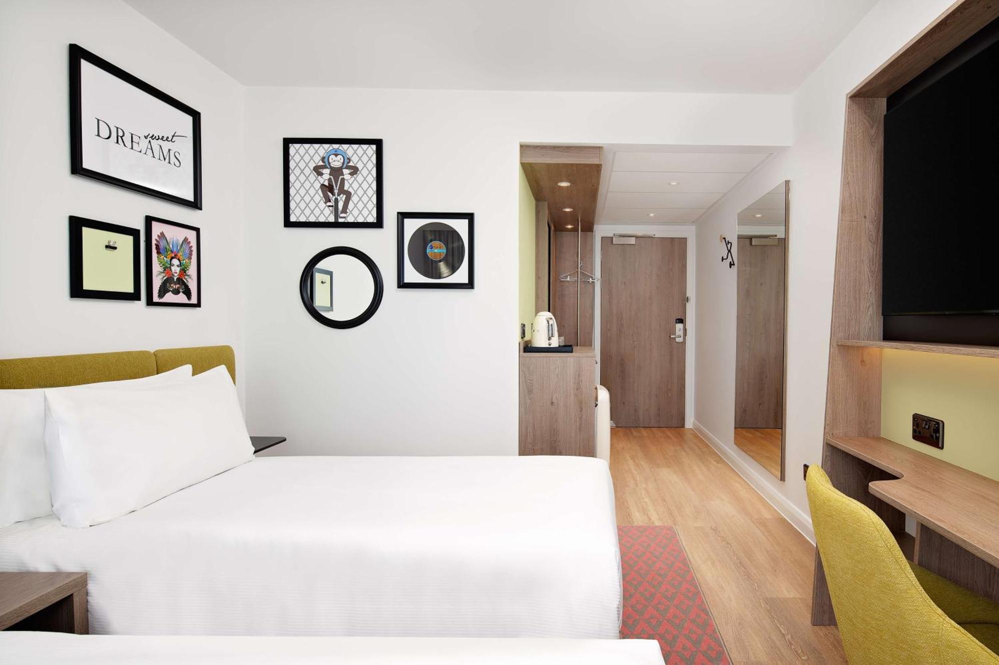 Hampton By Hilton